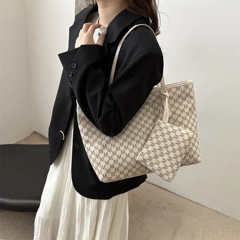 Plaid Pattern Large Capacity Women's Tote Bag — feature 25