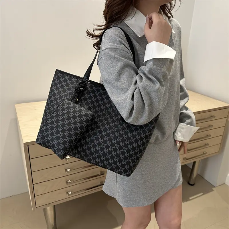 Plaid Pattern Large Capacity Women's Tote Bag — feature 32