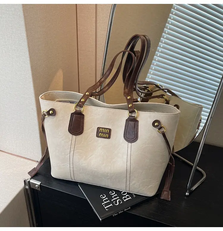Women's Large Capacity Leather Shoulder Bag 2026 — feature 10