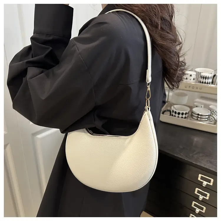 Women's Cream French Style Shoulder Bag 2025 Spring Summer — feature 13
