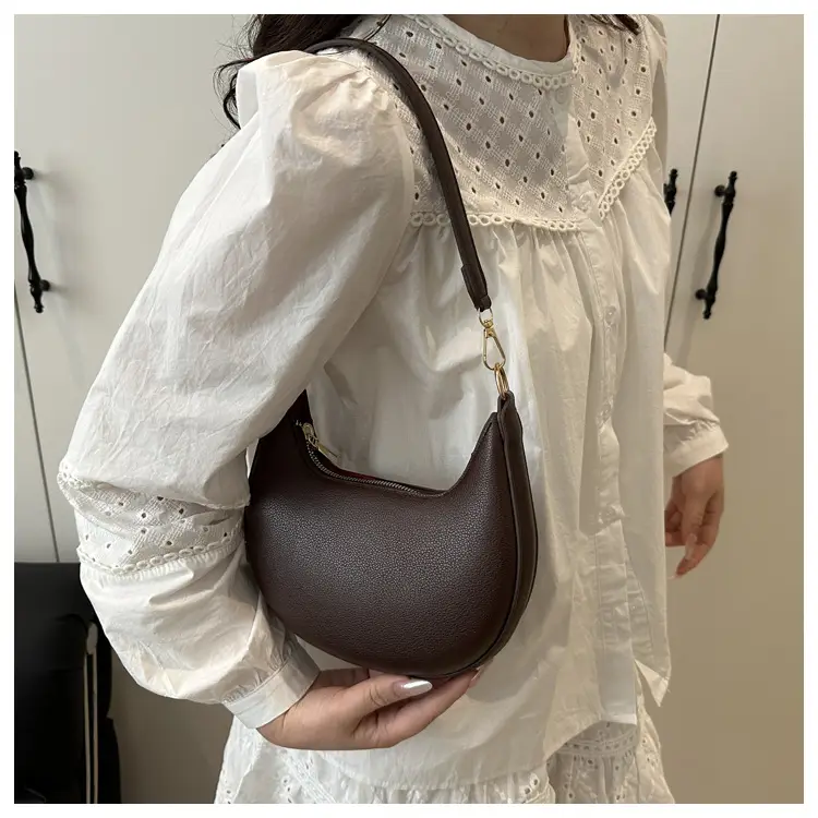 Women's Cream French Style Shoulder Bag 2025 Spring Summer — feature 17