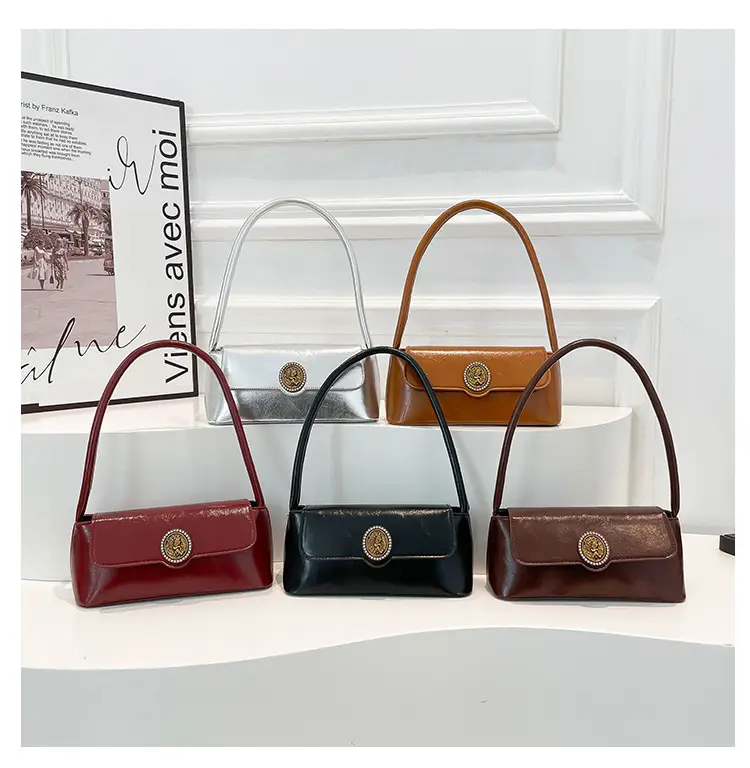 Red French Style Shoulder Bag for Women 2025 — feature 9