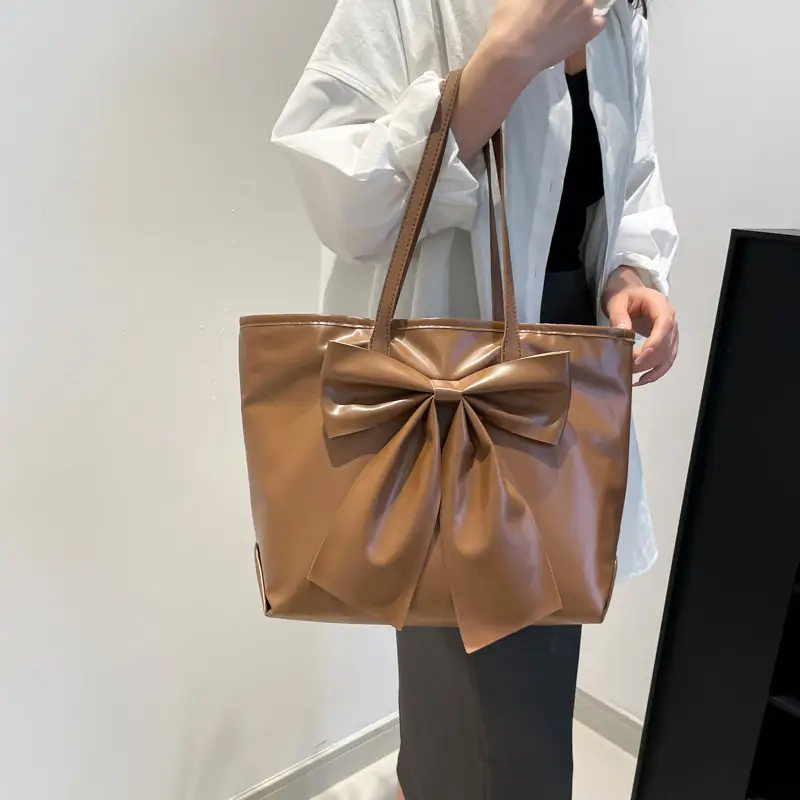 Bow Large Capacity Women's Tan Shoulder Bag - Image 5