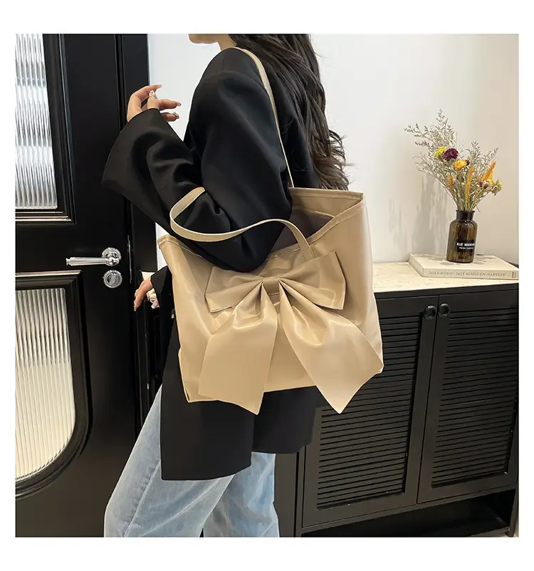 Bow Large Capacity Women's Tan Shoulder Bag — feature 12