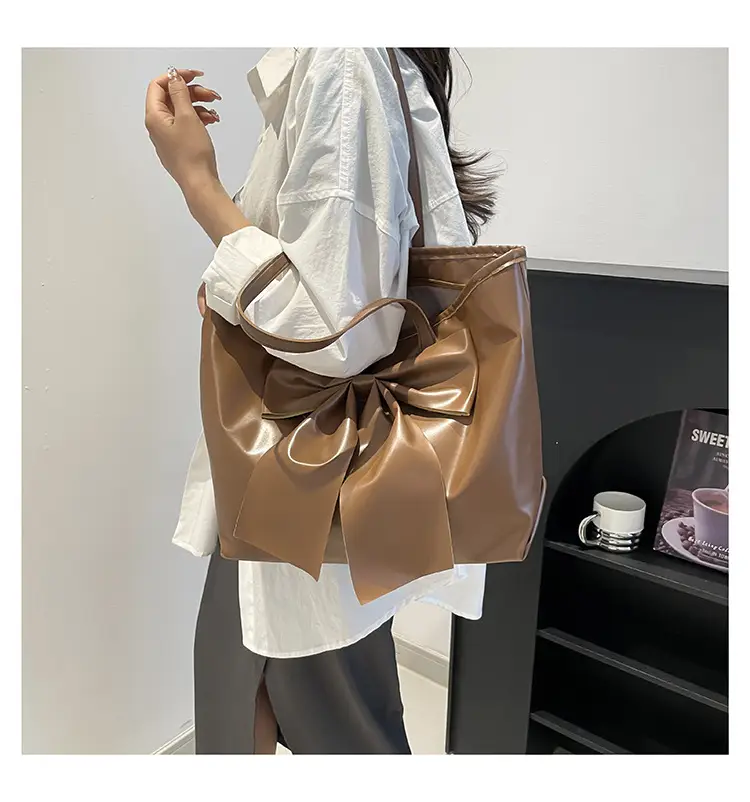 Bow Large Capacity Women's Tan Shoulder Bag — feature 21