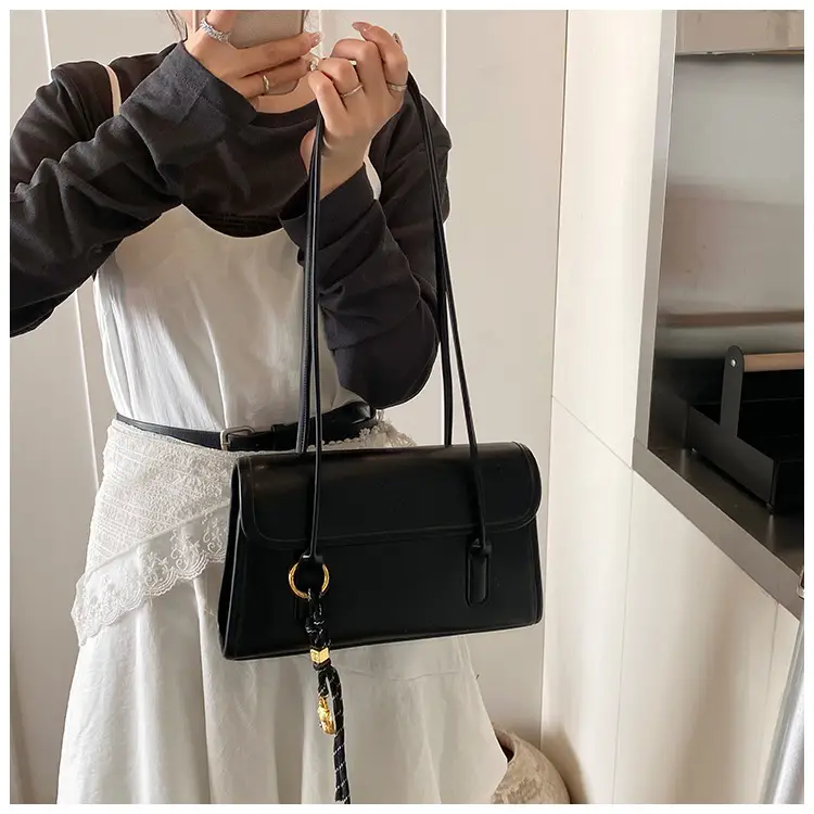 French Niche High-End Shoulder Bags for Women 2025 Spring Summer — feature 12