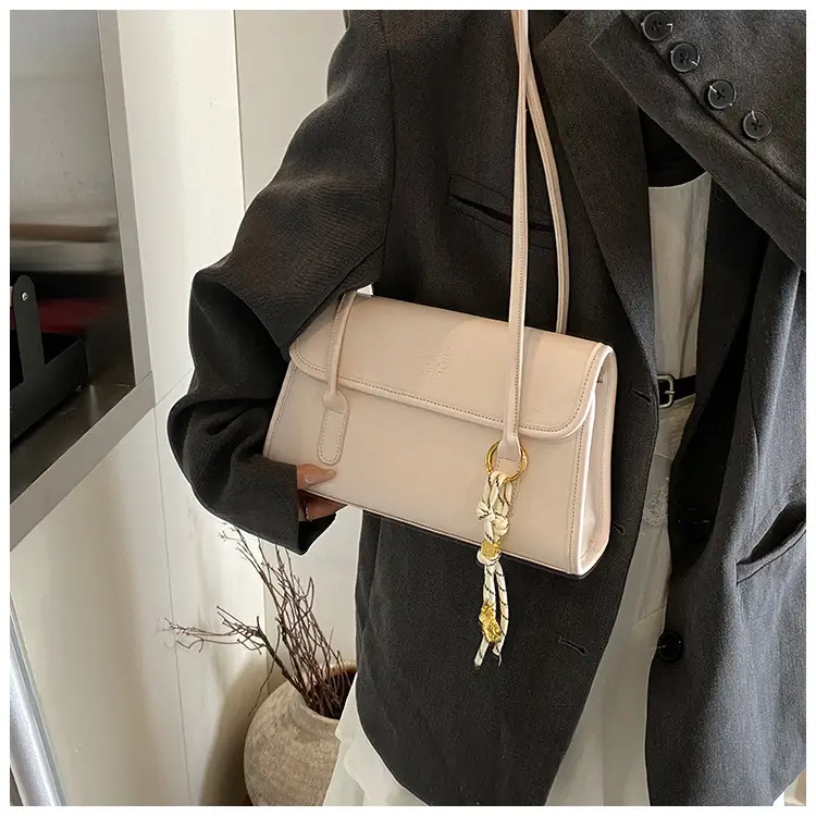 French Niche High-End Shoulder Bags for Women 2025 Spring Summer — feature 31