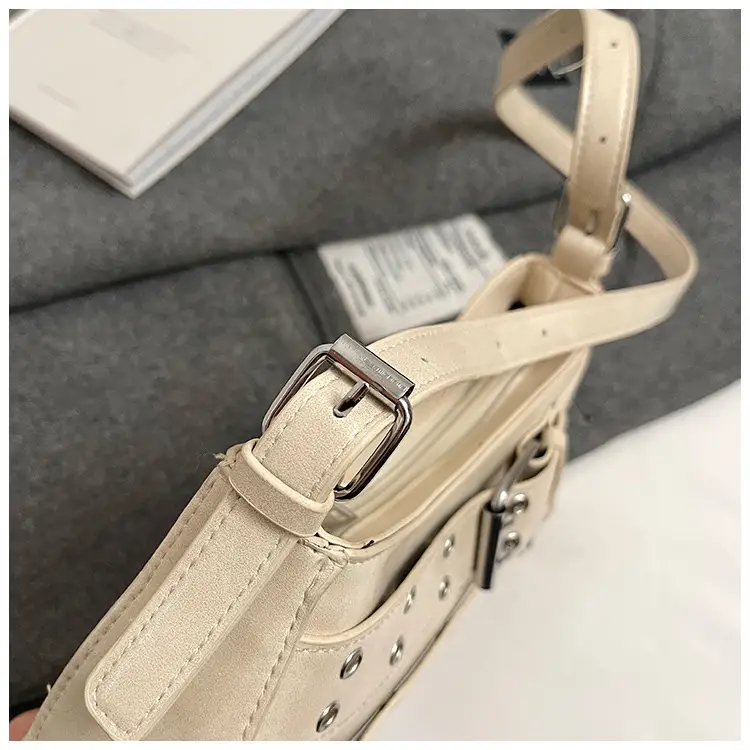 Retro Rivet Shoulder Bag for Women Light Luxury — feature 11