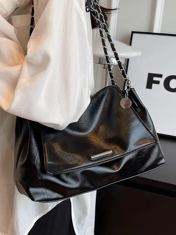 Silver Chain Shoulder Bag for Women Casual Commute - Image 7