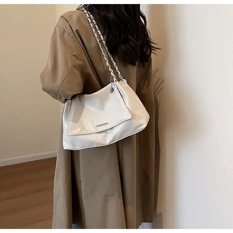 Silver Chain Shoulder Bag for Women Casual Commute — feature 19