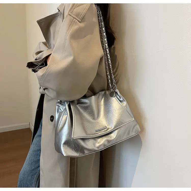 Silver Chain Shoulder Bag for Women Casual Commute — feature 23