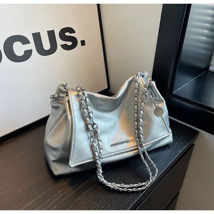 Silver Chain Shoulder Bag for Women Casual Commute — feature 27