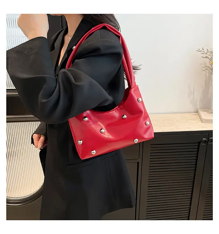White Rivet Shoulder Bag for Women 2025 Spring — feature 10