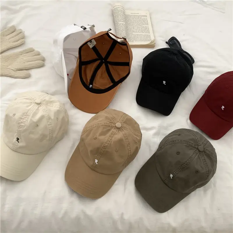Vintage R Small Letter Baseball Cap with Embroidery — feature 3