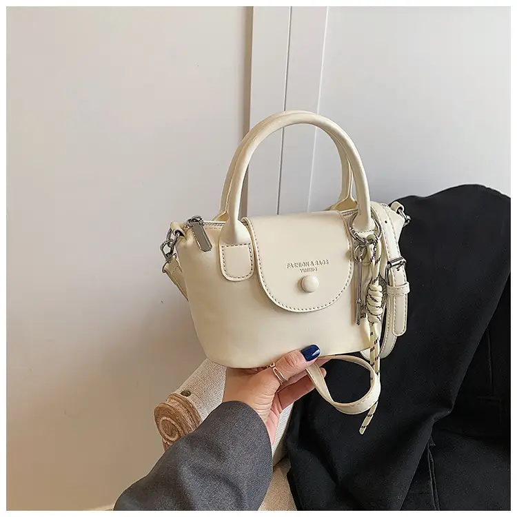 Pink Leather Crossbody Bag for Women Spring Summer 2025 — feature 18