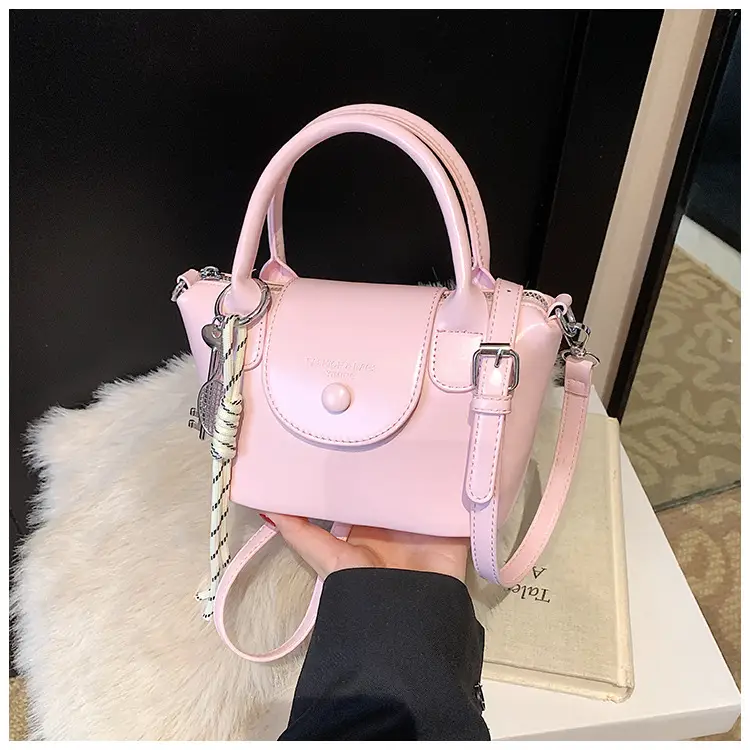 Pink Leather Crossbody Bag for Women Spring Summer 2025 — feature 22