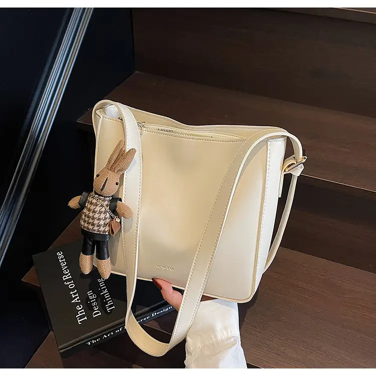 Women Crossbody Bag Brown Leather Large Capacity 2026 — feature 20