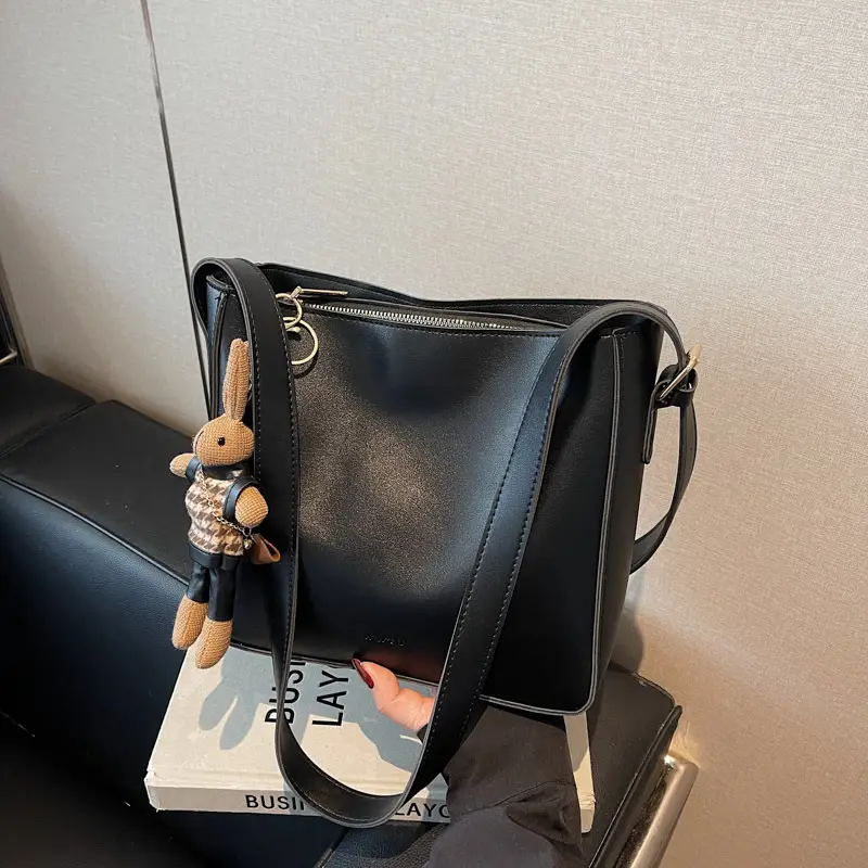 Women Crossbody Bag Brown Leather Large Capacity 2026 - Image 3
