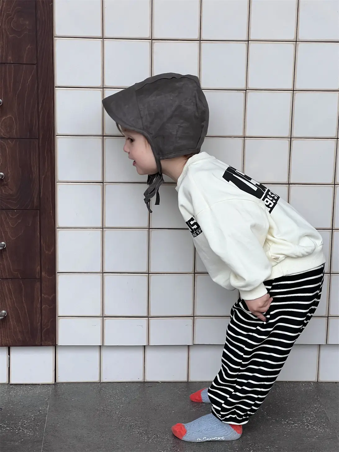 Boys Striped Sweatpants Set Korean Style 2026
