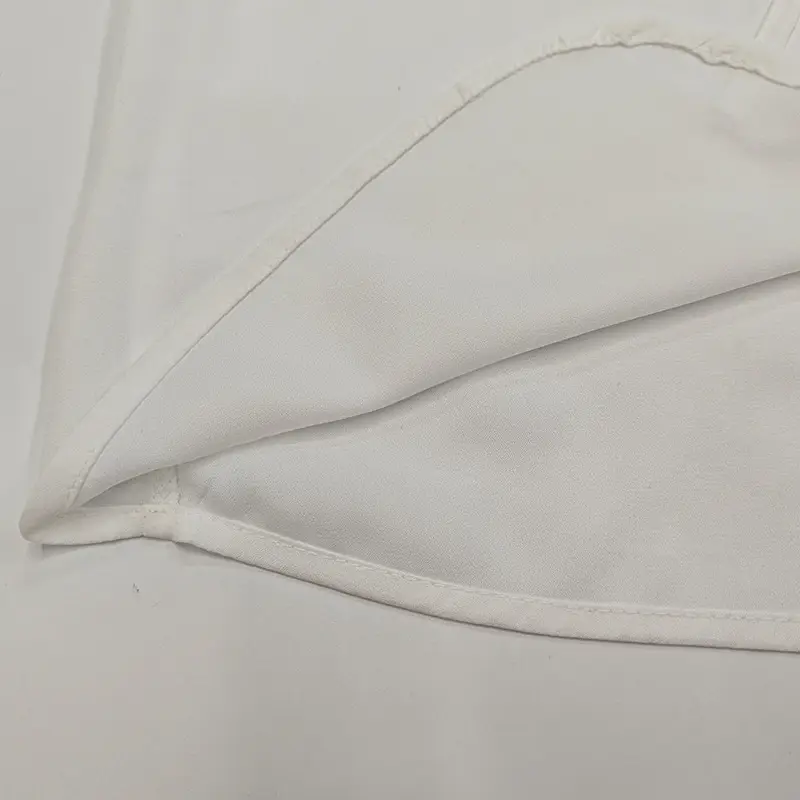 Spring 2025 V-Neck Ruffled Trumpet Shirt for Women — feature 40