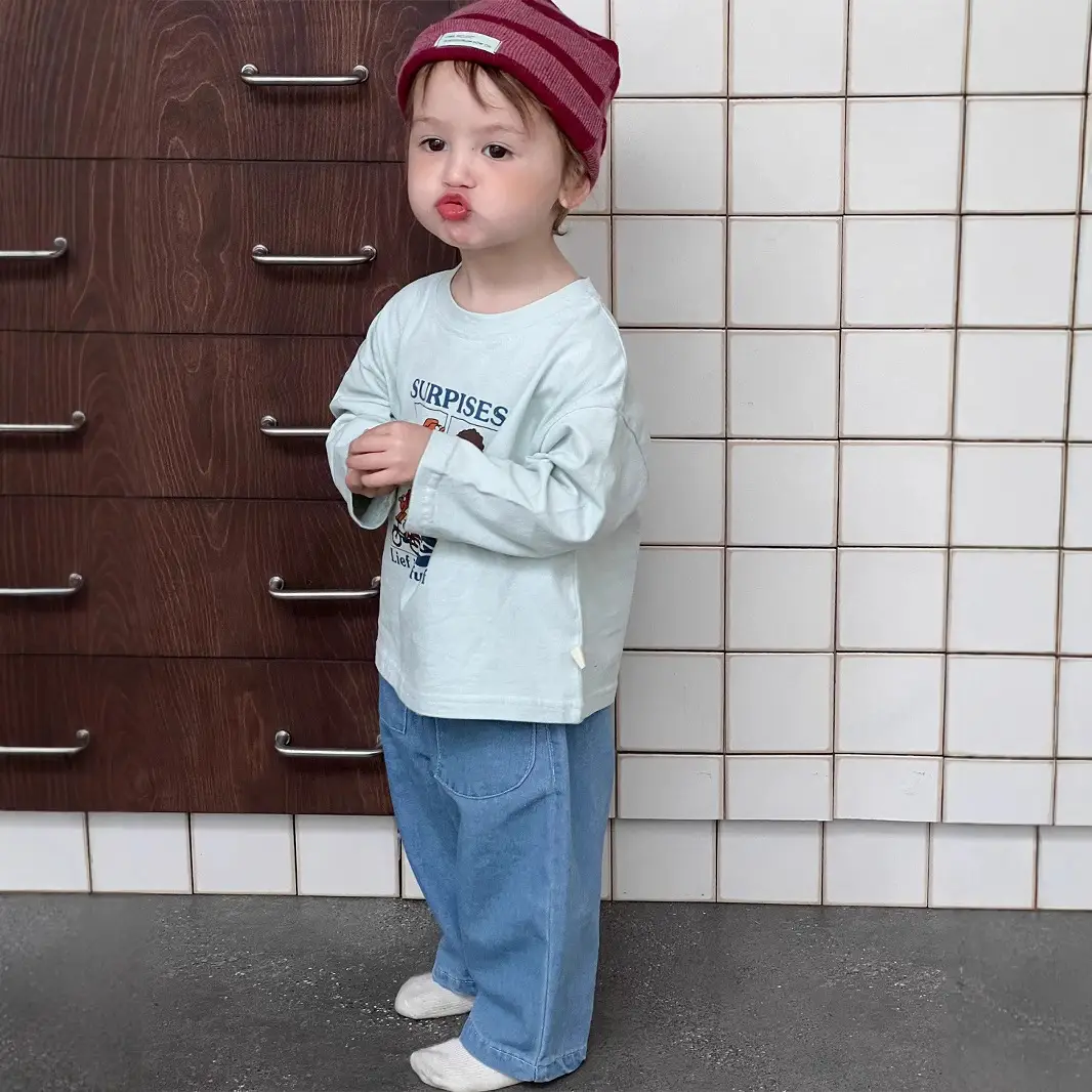 Kids Korean Style T-Shirt & Jeans Set Spring 2026 — feature 4