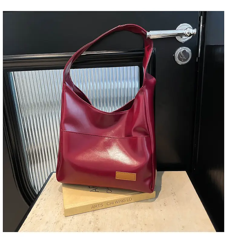 Red Leather Shoulder Bag for Women Large Capacity — feature 28