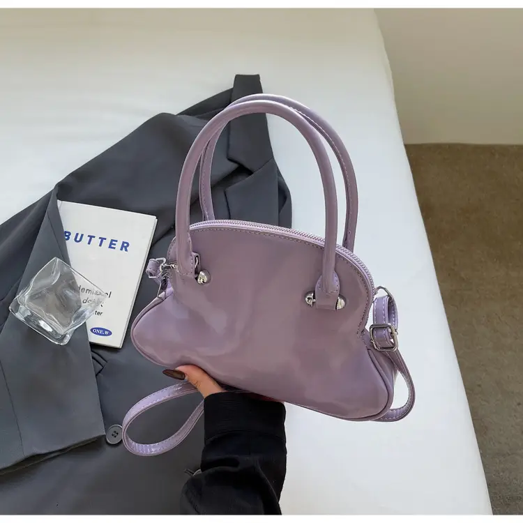 Black Shell Shoulder Crossbody Bag Women Spring Summer 2025 — feature 18
