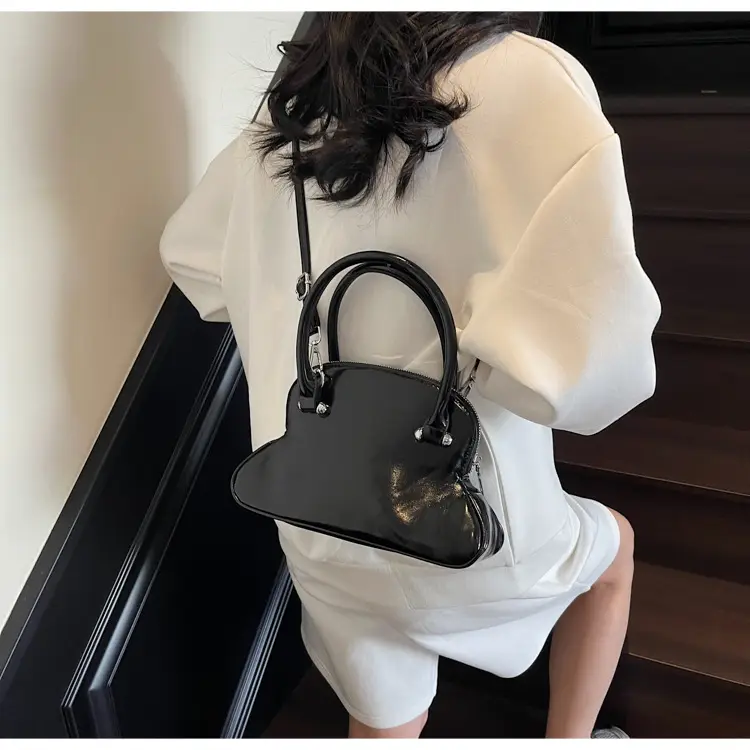 Black Shell Shoulder Crossbody Bag Women Spring Summer 2025 — feature 27