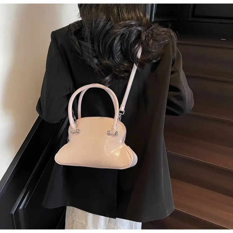 Black Shell Shoulder Crossbody Bag Women Spring Summer 2025 — feature 28