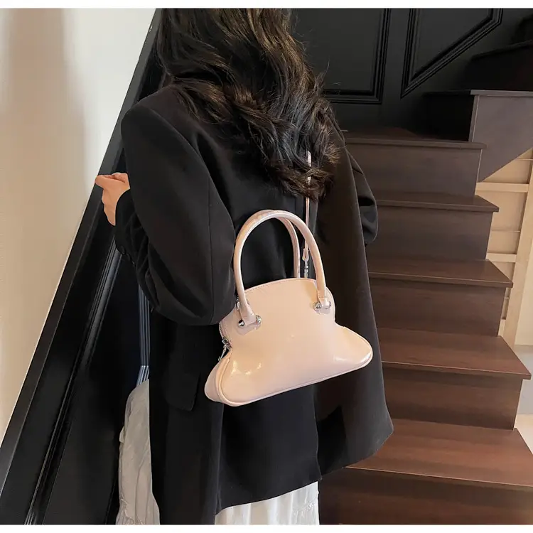 Black Shell Shoulder Crossbody Bag Women Spring Summer 2025 — feature 29