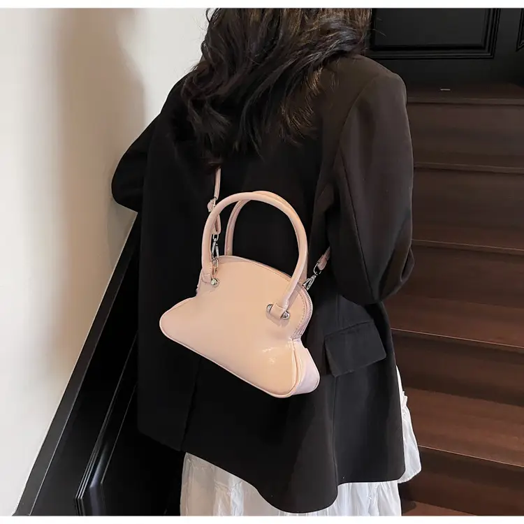 Black Shell Shoulder Crossbody Bag Women Spring Summer 2025 — feature 30
