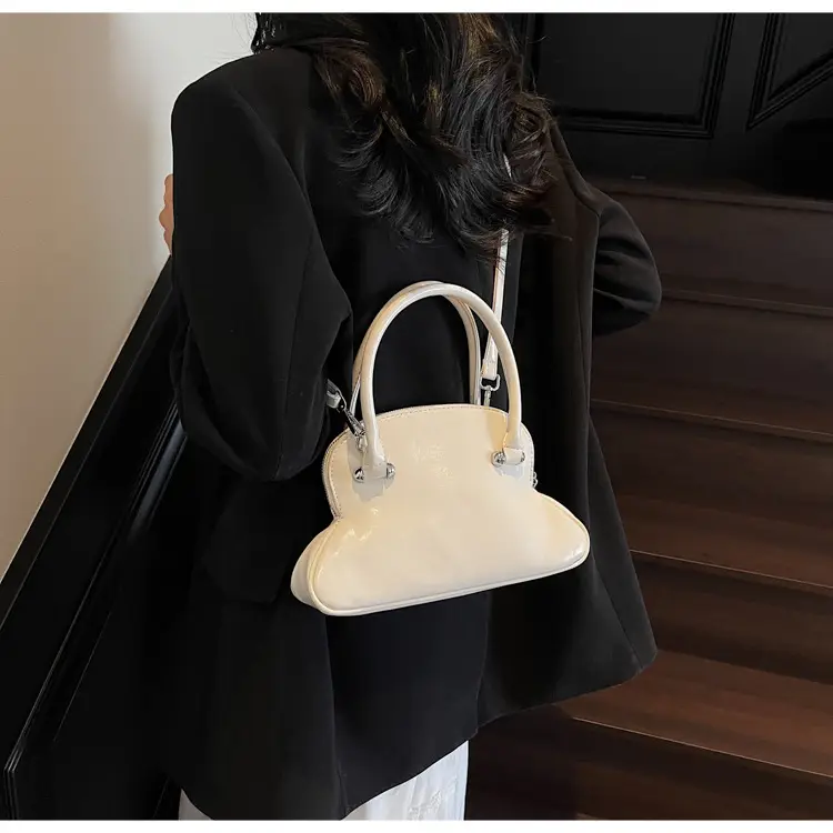 Black Shell Shoulder Crossbody Bag Women Spring Summer 2025 — feature 34
