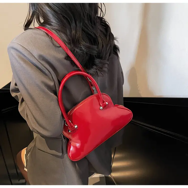 Black Shell Shoulder Crossbody Bag Women Spring Summer 2025 — feature 41