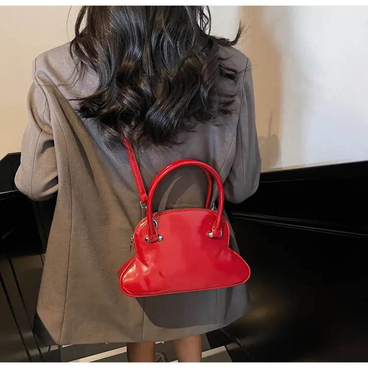 Black Shell Shoulder Crossbody Bag Women Spring Summer 2025 — feature 42