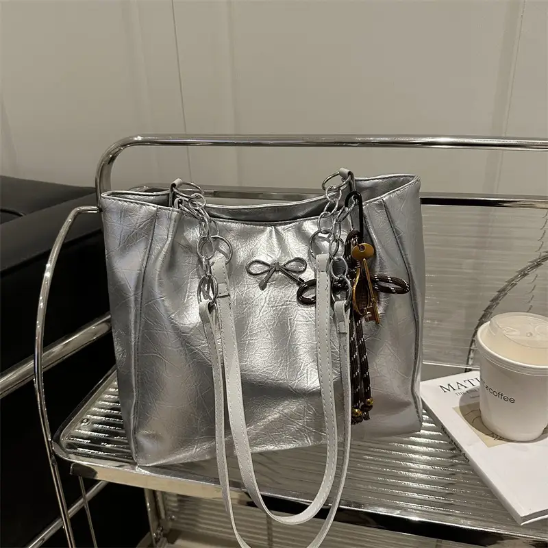 Women's Large Capacity Beige Chain Shoulder Bag