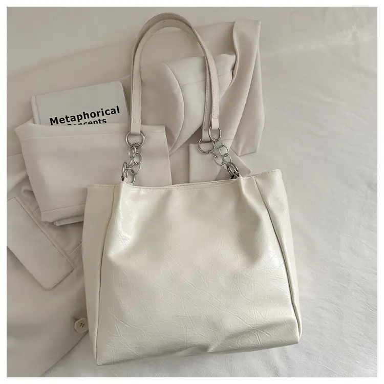 Women's Large Capacity Beige Chain Shoulder Bag — feature 16