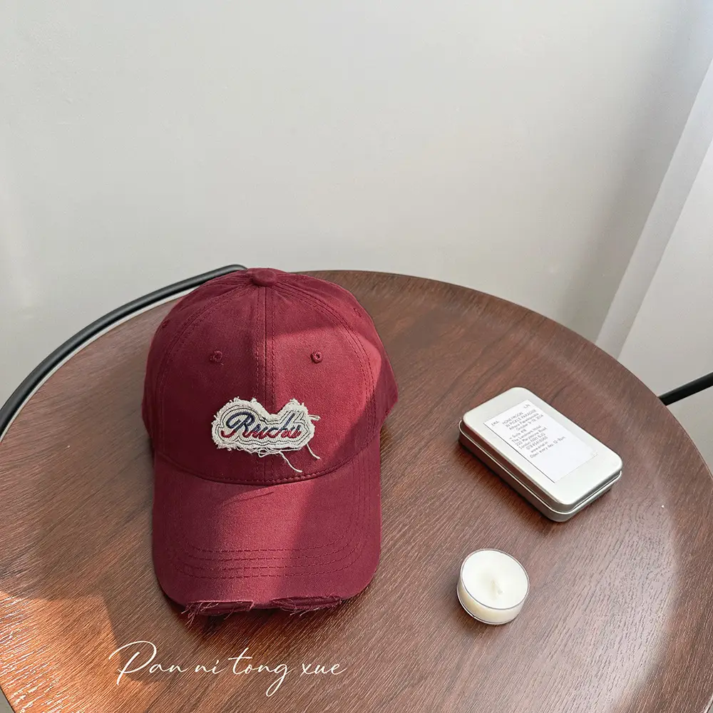 White Beechtree Baseball Cap for Boys Girls Casual All-match - Image 4