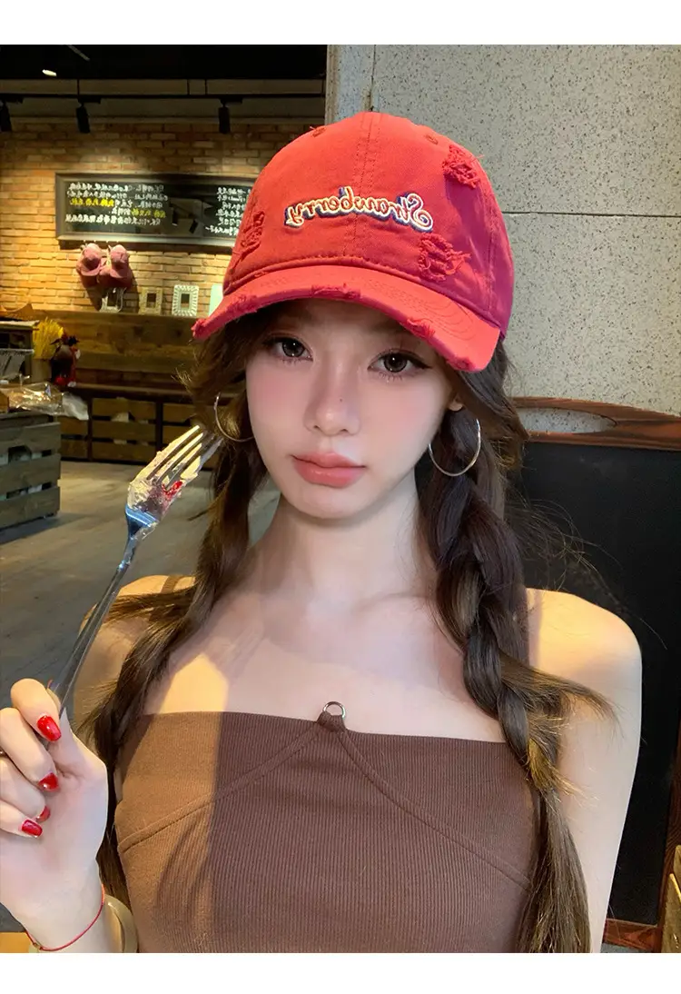 Red Letter Embroidered Hole Baseball Cap Women's 2025 Spring New Increase Deepened Cap Big Head Wai Hat — feature 6
