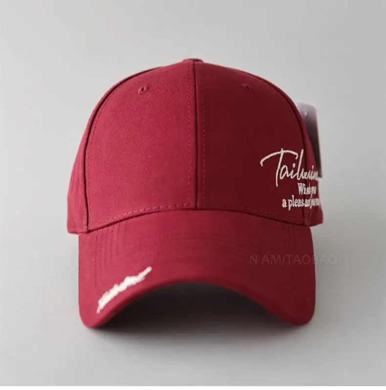 White Side Letter Embroidered Baseball Cap for Men Women — feature 11
