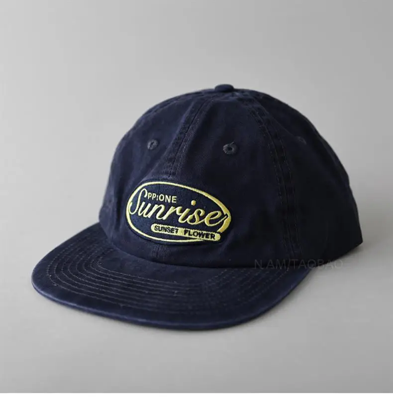 White Vintage Baseball Cap for Men Women Flat Bristle — feature 1