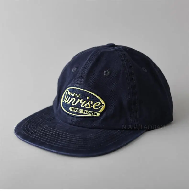 White Vintage Baseball Cap for Men Women Flat Bristle — feature 3