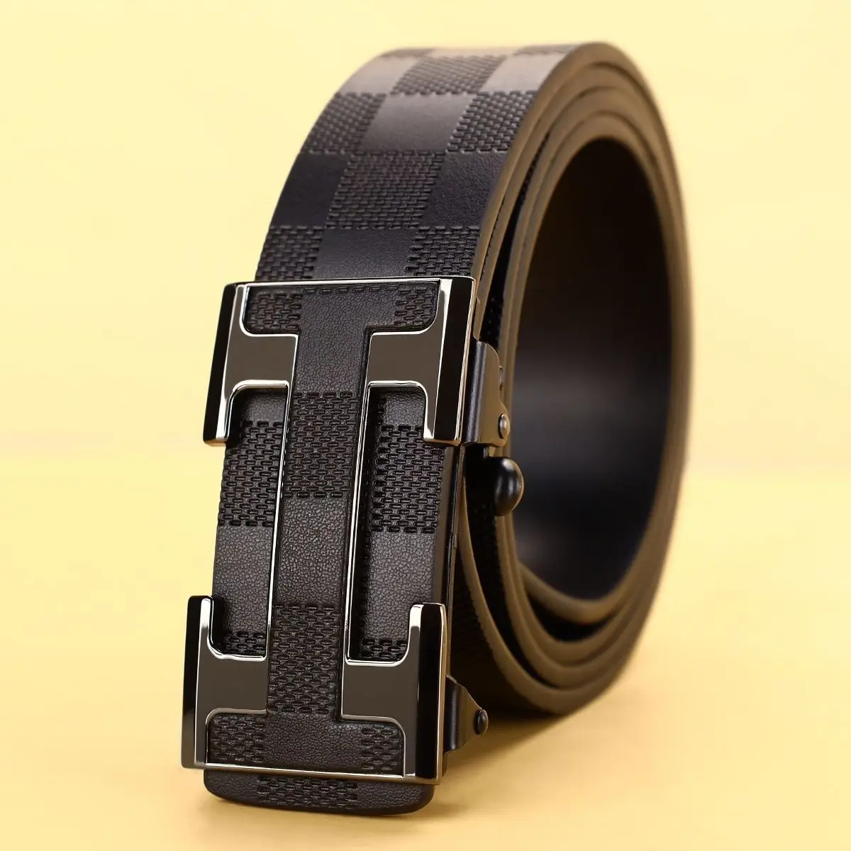 High-End Men's Leather Belt with Automatic Buckle — feature 10