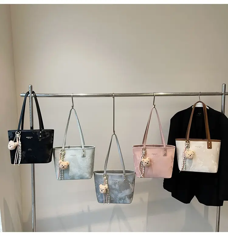Large Capacity Crossbody Bag for Students & Commuters — feature 11