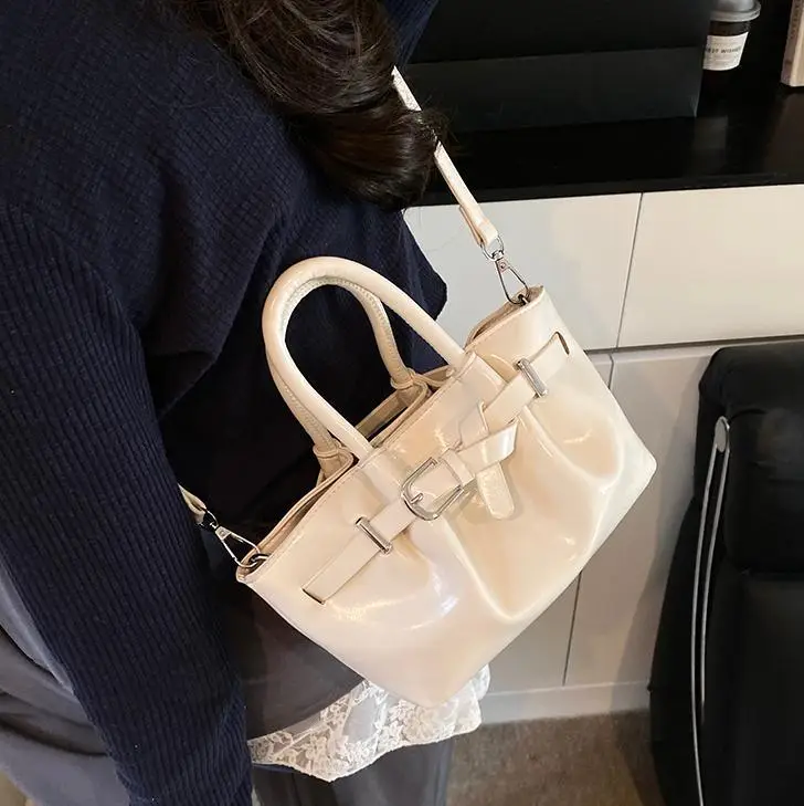 Korean Style Beige Leather Bucket Bag 2025 - Image 10