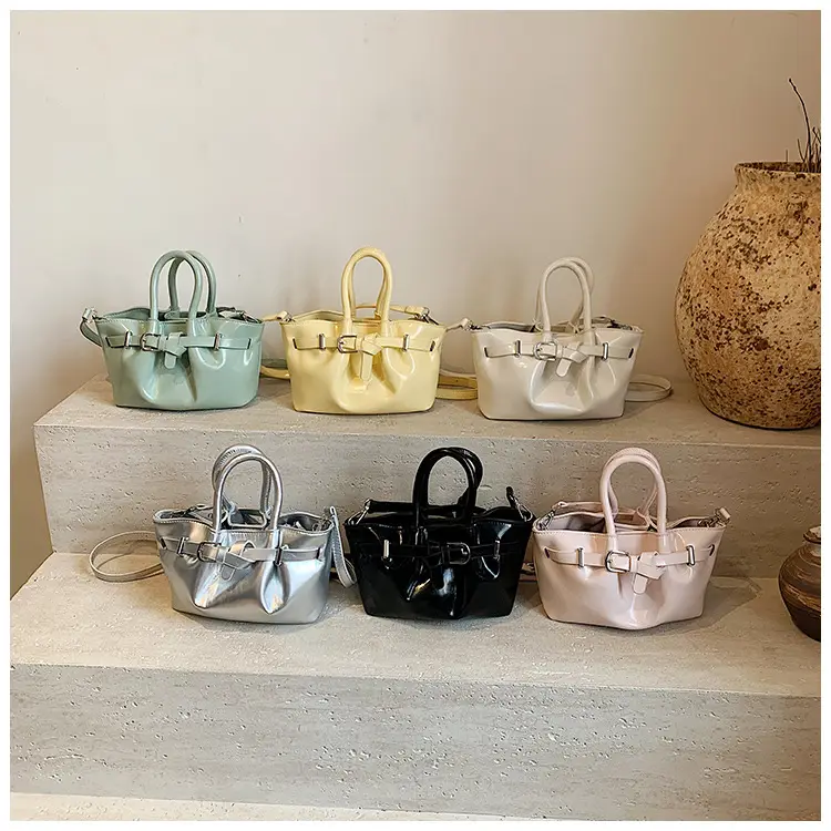Korean Style Beige Leather Bucket Bag 2025 — feature 10