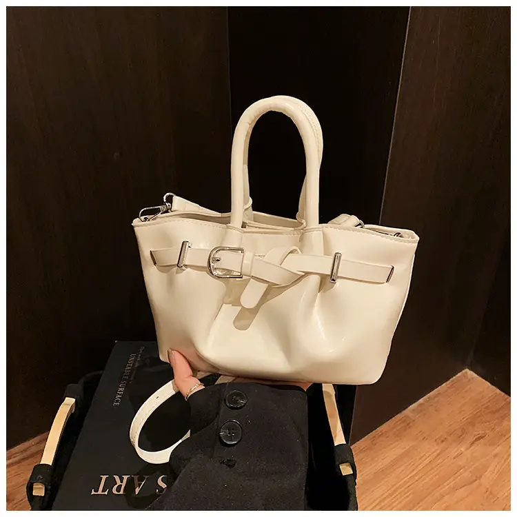 Korean Style Beige Leather Bucket Bag 2025 — feature 18