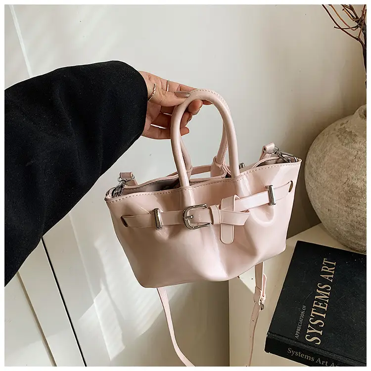 Korean Style Beige Leather Bucket Bag 2025 — feature 21