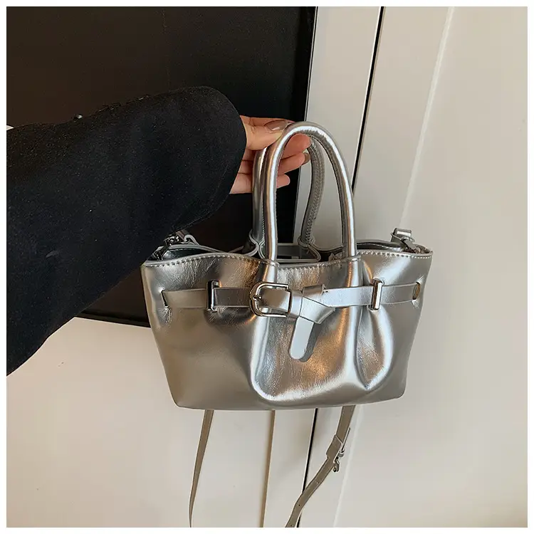 Korean Style Beige Leather Bucket Bag 2025 — feature 22
