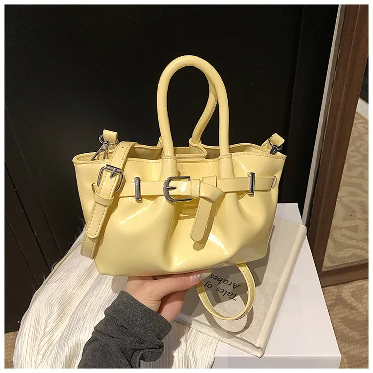 Korean Style Beige Leather Bucket Bag 2025 — feature 24