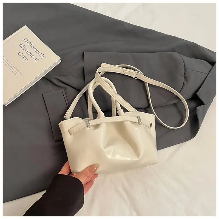 Korean Style Beige Leather Bucket Bag 2025 — feature 30